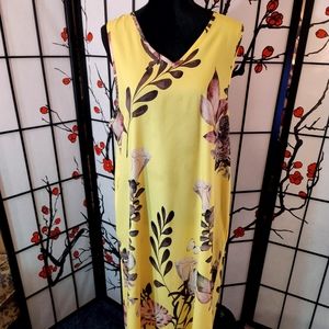 PRETTY GARDEN SOFT MELLO YELLOW SUNDRESS WITH PURPLE FLORAL BOUQUET/SIZE LARGE